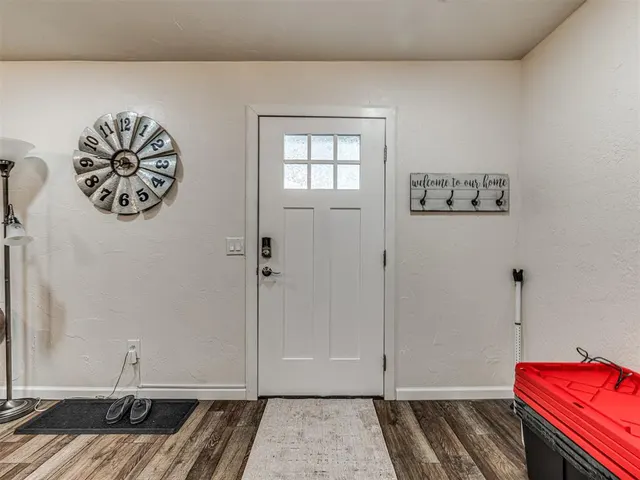Photo 3 — 36506 Garretts Lake Road, Shawnee, OK 74804
