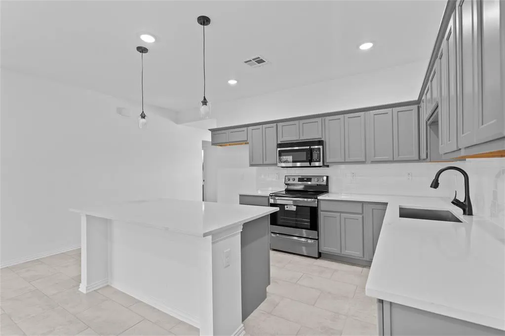 Photo 8 — 925 Indian Plains Road, Ardmore, OK 73401