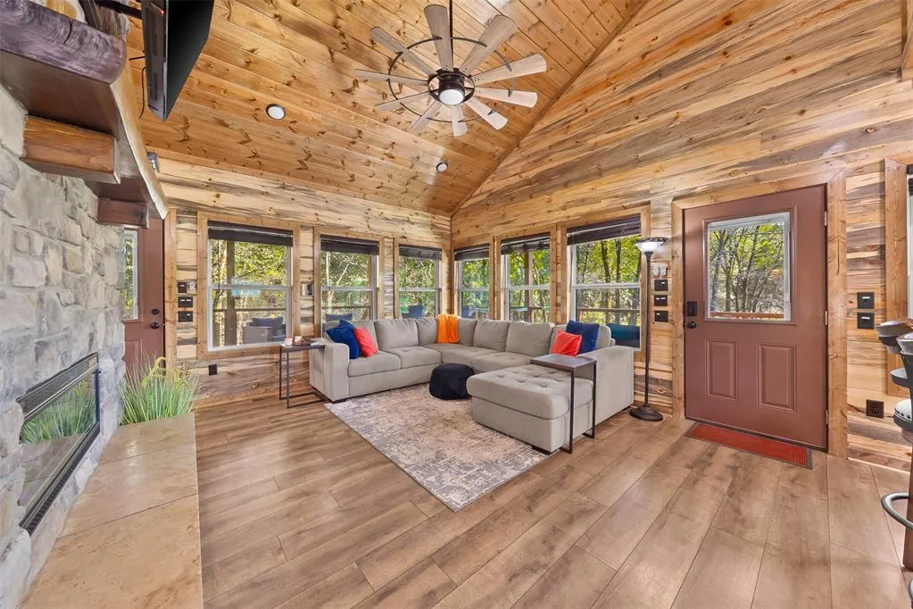Photo 4 — 76 Rutty Pine Ridge Ridge, Broken Bow, OK 74728