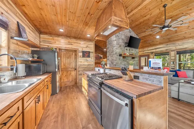 Photo 8 — 76 Rutty Pine Ridge Ridge, Broken Bow, OK 74728