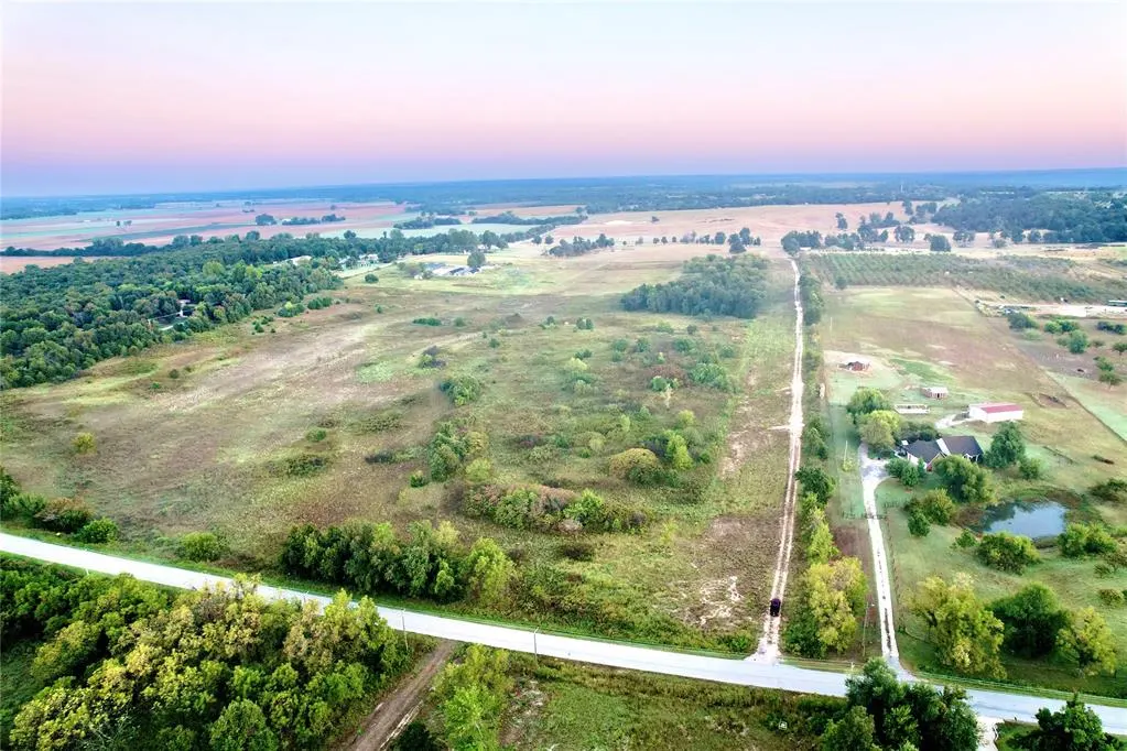Photo 4 — 0005 NE 50th Street, Harrah, OK 73045