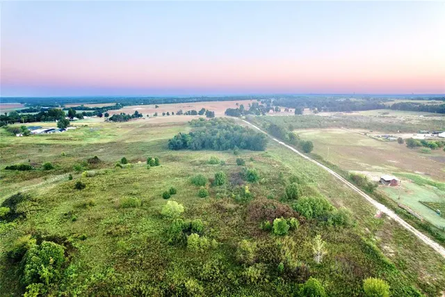 Photo 5 — 0005 NE 50th Street, Harrah, OK 73045