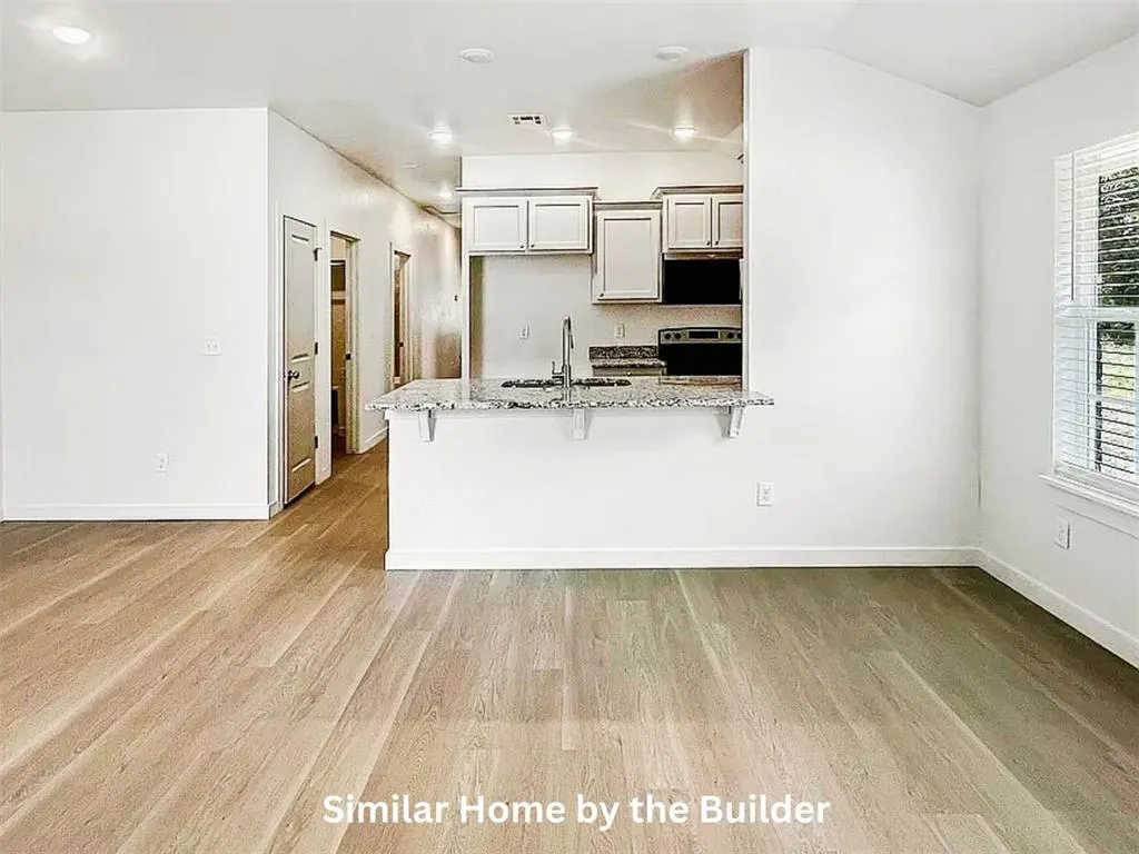 Photo 6 — 2112 Charles Whitlow Avenue, Lawton, OK 73501