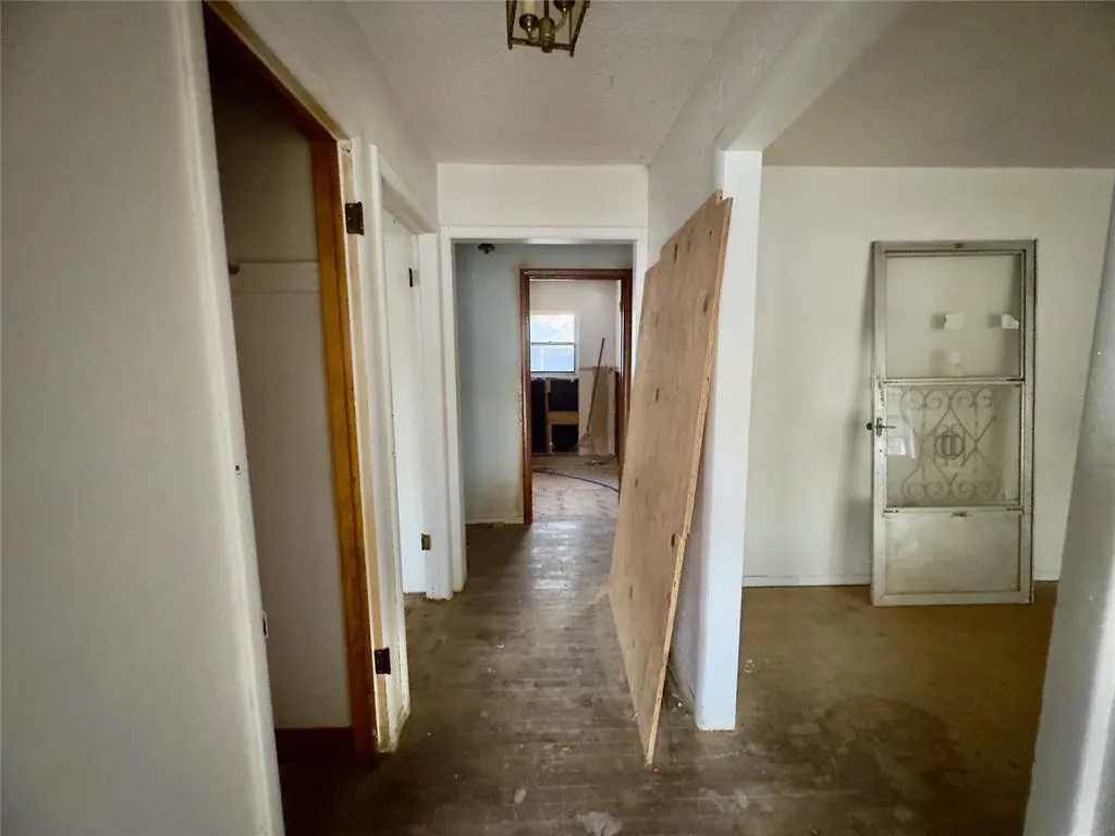 Photo 4 — 418 W Filmore Street, Mangum, OK 73554