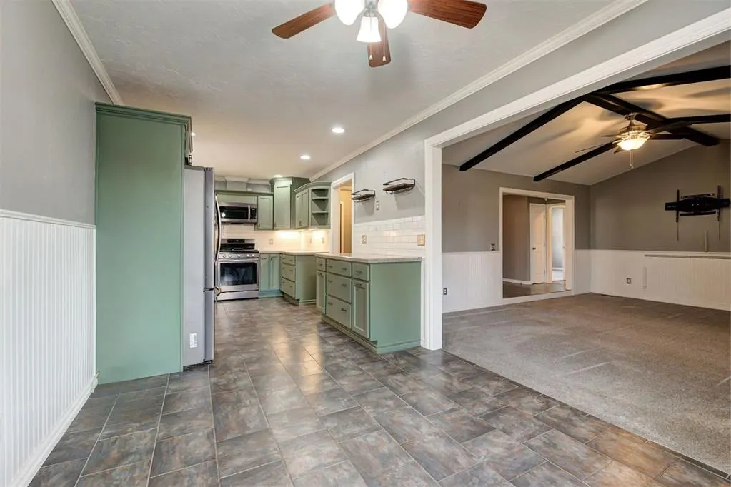 Photo 13 — 10304 S Avery Avenue, Midwest City, OK 73130