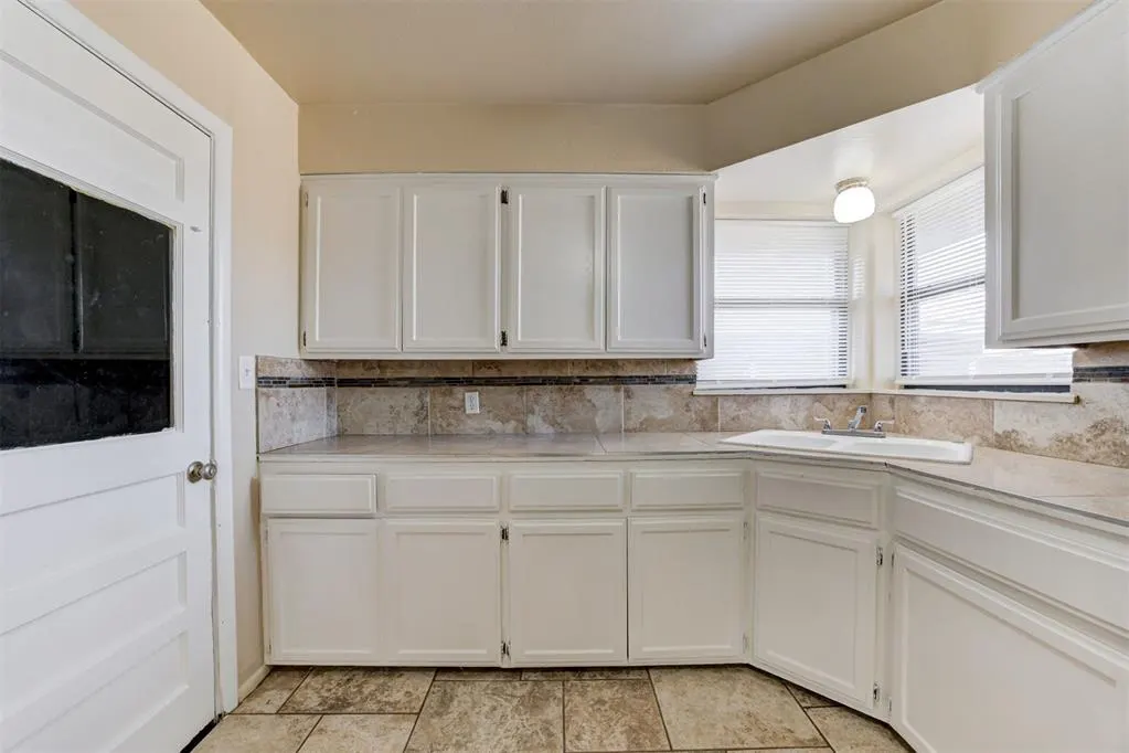 Photo 17 — 3717 NW 59th Street, Oklahoma City, OK 73112