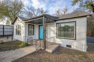 Sold home at 1013 NW 45th Street