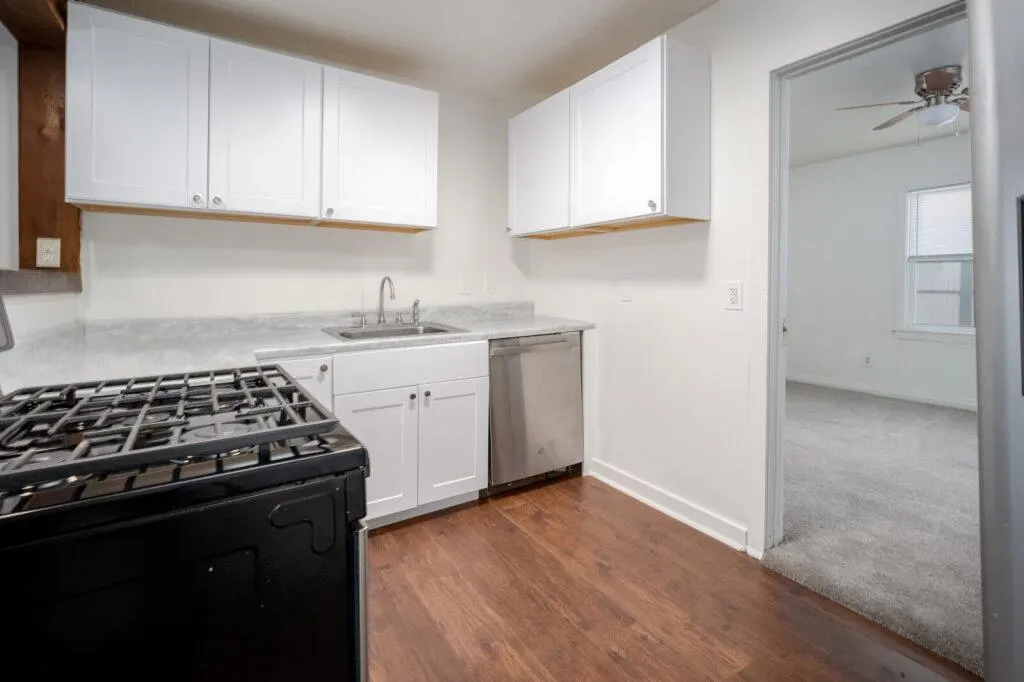 Photo 7 — 1013 NW 45th Street, Oklahoma City, OK 73118