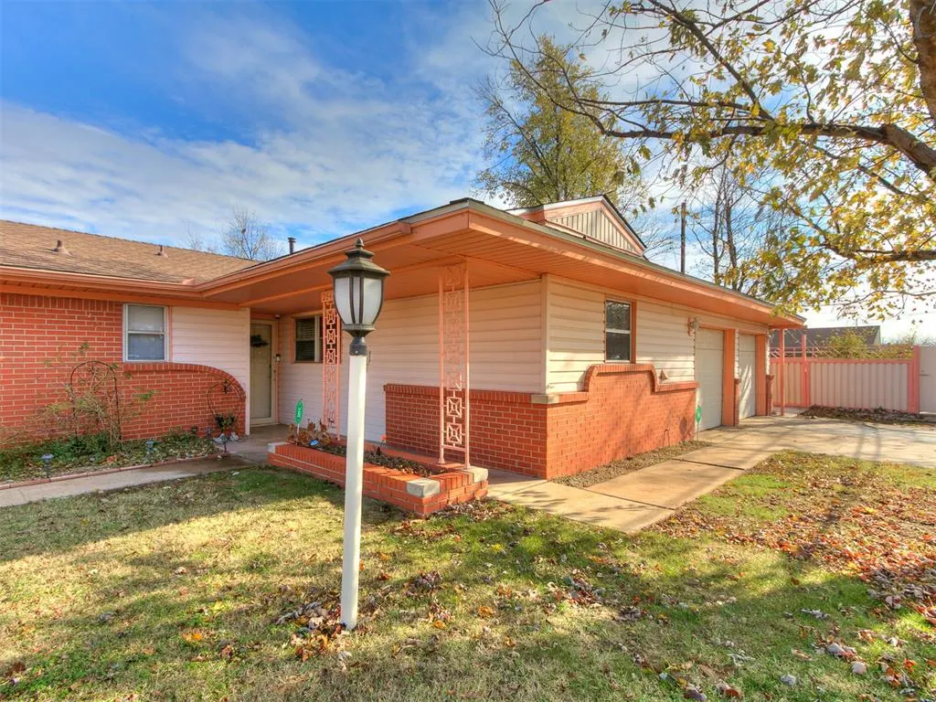 Front exterior — 2640 SW 57th Street, Oklahoma City, OK 73119
