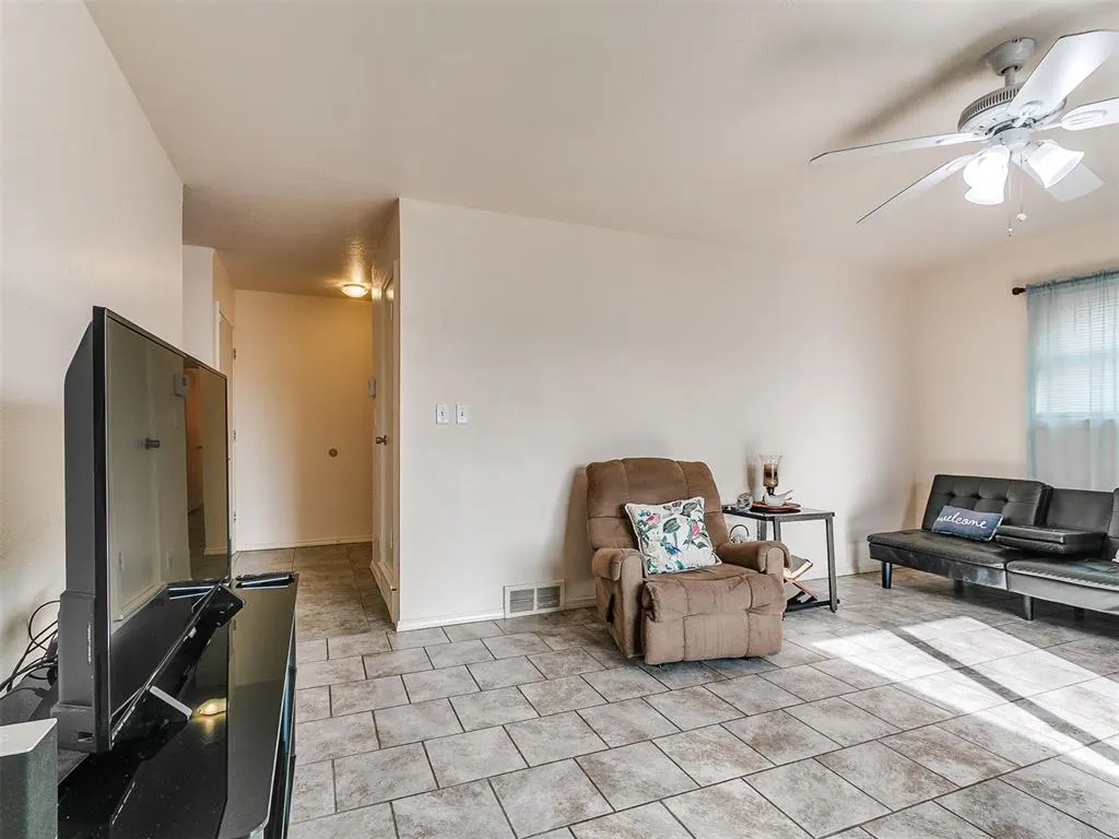 Photo 8 — 2640 SW 57th Street, Oklahoma City, OK 73119