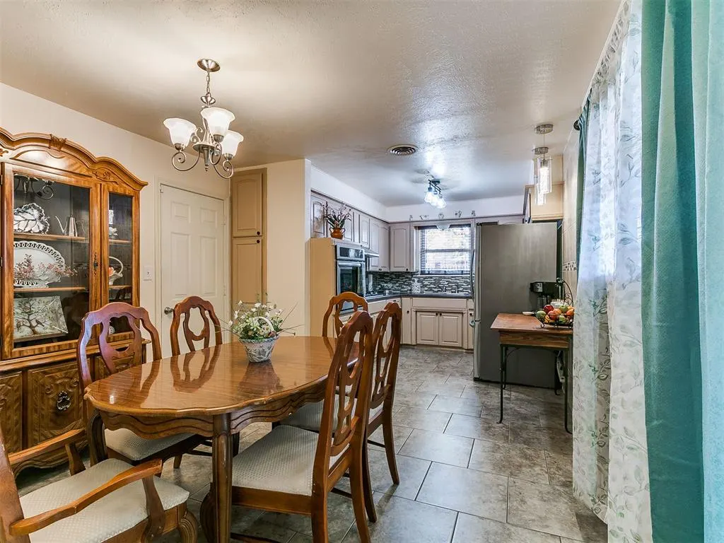 Photo 10 — 2640 SW 57th Street, Oklahoma City, OK 73119