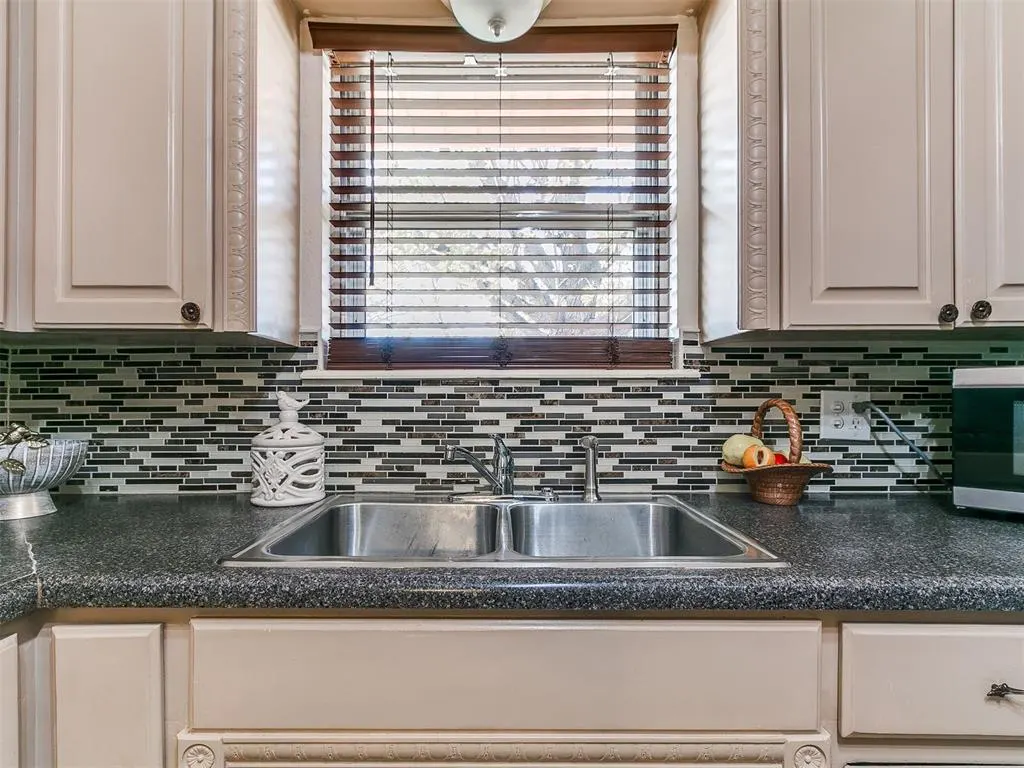 Photo 16 — 2640 SW 57th Street, Oklahoma City, OK 73119