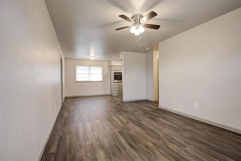 Photo 5 — 804 S Dogwood Street, Luther, OK 73054