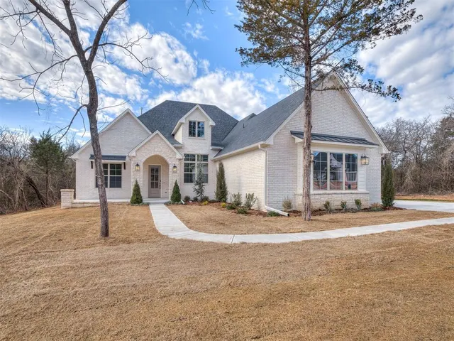 Front exterior — 2227 Crossover Court, Edmond, OK 73034