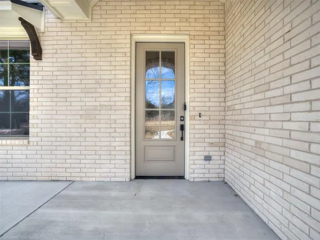 Photo 3 — 2227 Crossover Court, Edmond, OK 73034