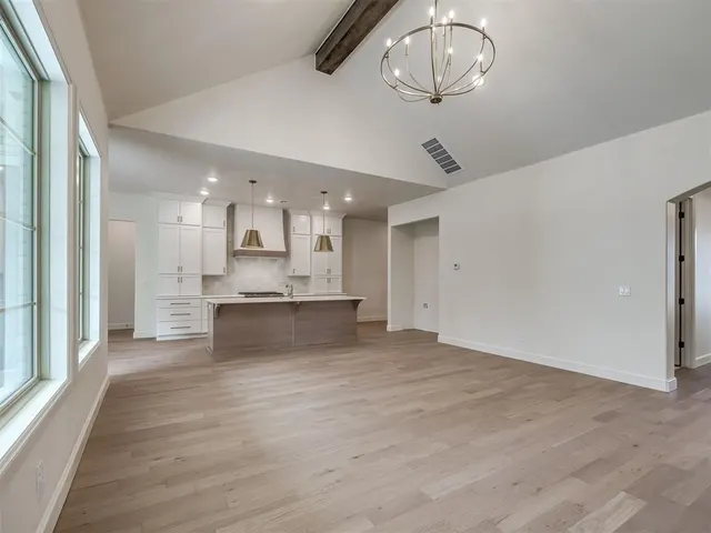 Photo 6 — 2227 Crossover Court, Edmond, OK 73034