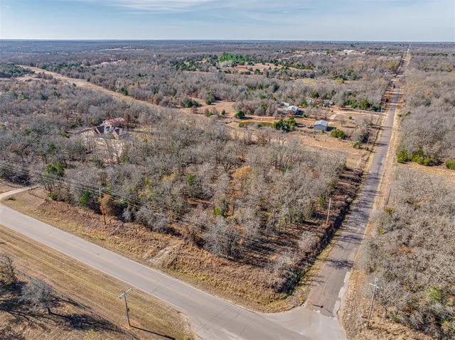 Front exterior — 13501 S Harrah Road, McLoud, OK 74851