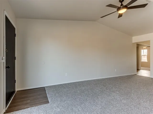 Photo 6 — 101 Kendra Drive, Midwest City, OK 73110