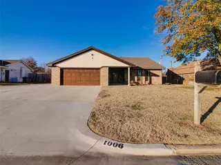 Sold home at 1006 E 13th Street