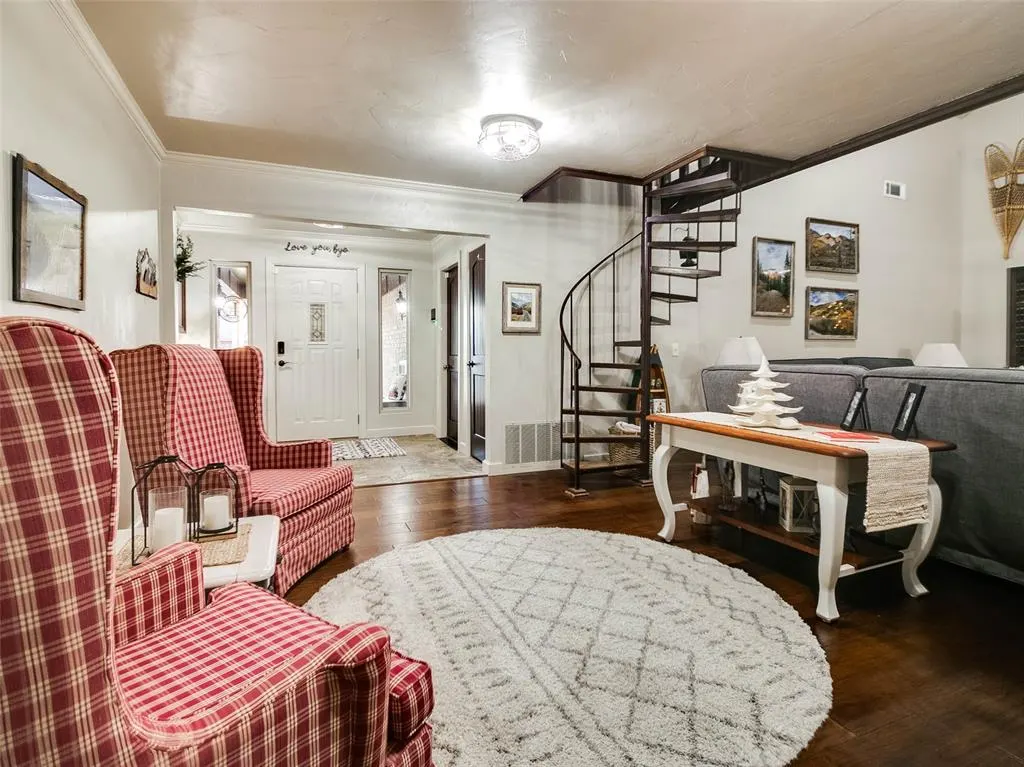 Photo 7 — 1006 E 13th Street, Cushing, OK 74023
