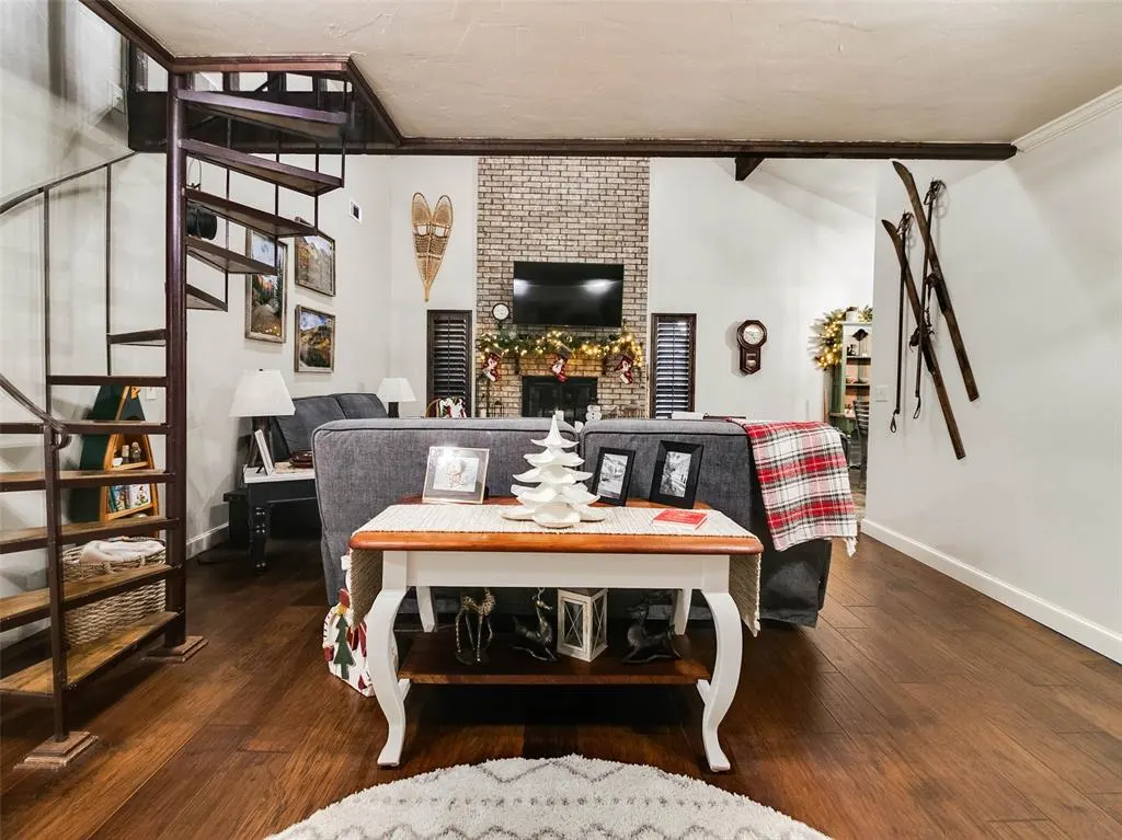 Photo 9 — 1006 E 13th Street, Cushing, OK 74023