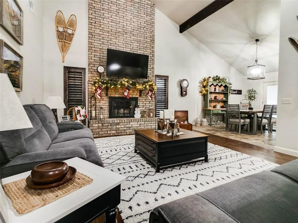 Photo 11 — 1006 E 13th Street, Cushing, OK 74023