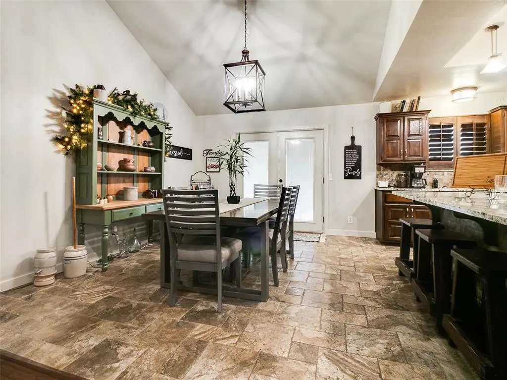 Photo 20 — 1006 E 13th Street, Cushing, OK 74023