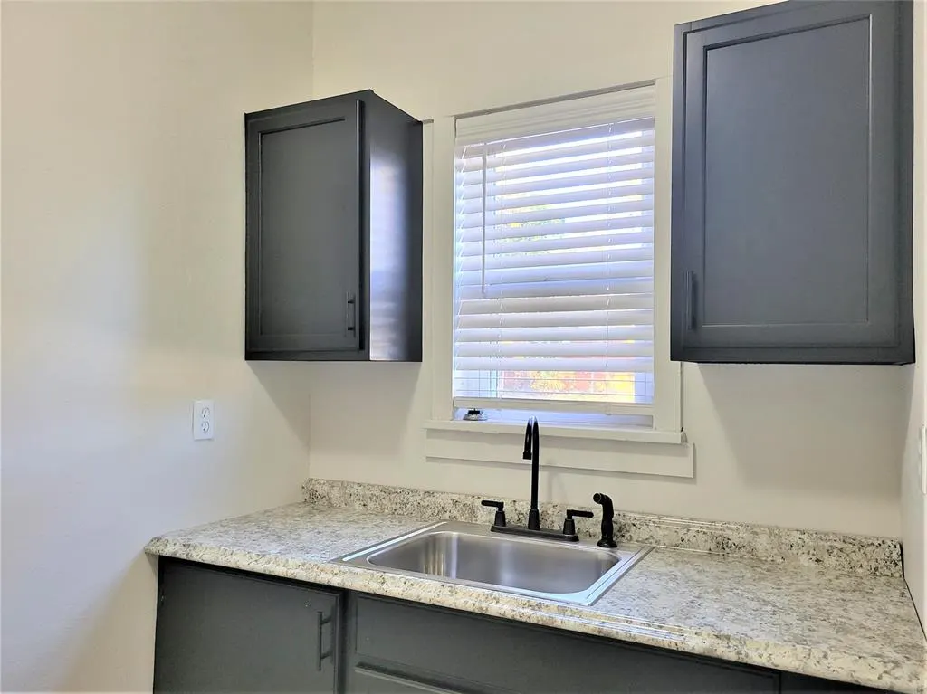 Photo 14 — 723 E Culbertson Drive, Oklahoma City, OK 73105