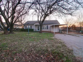 Sold home at 315 S Price Avenue