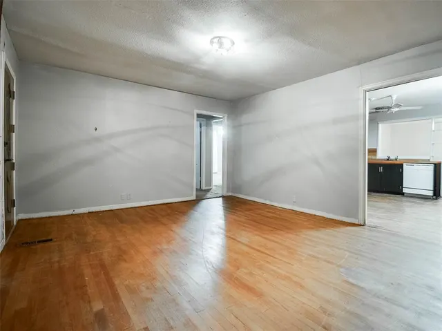 Photo 8 — 315 S Price Avenue, Chandler, OK 74834