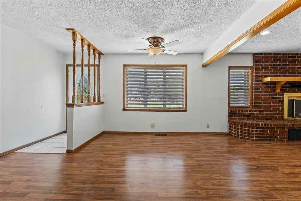 Photo 6 — 301 W Locust Street, Fairview, OK 73737