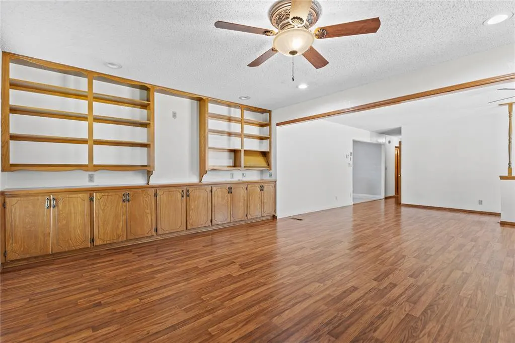 Photo 8 — 301 W Locust Street, Fairview, OK 73737
