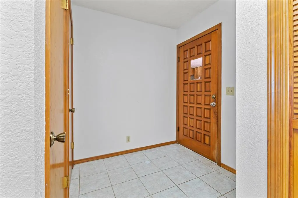 Photo 16 — 301 W Locust Street, Fairview, OK 73737