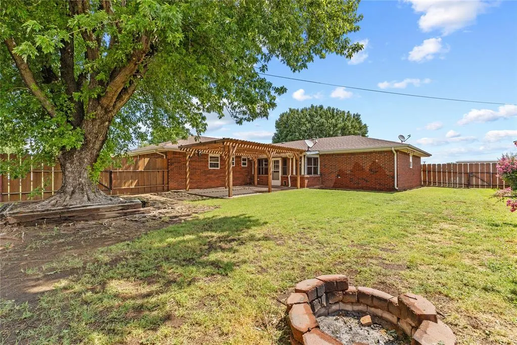 Photo 30 — 301 W Locust Street, Fairview, OK 73737