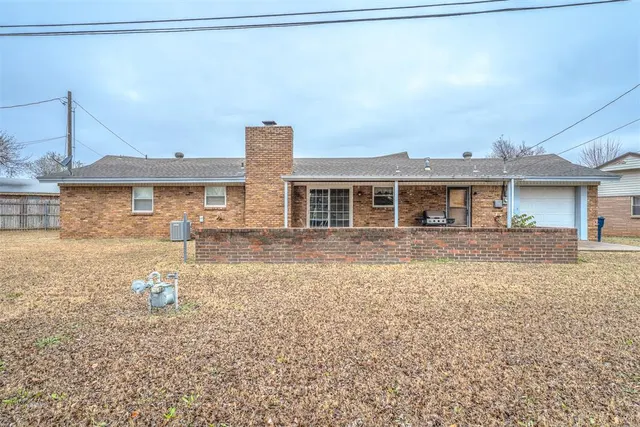 Photo 6 — 6309 S Francis Avenue, Oklahoma City, OK 73139