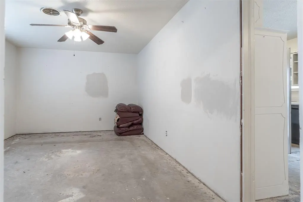 Photo 10 — 6309 S Francis Avenue, Oklahoma City, OK 73139