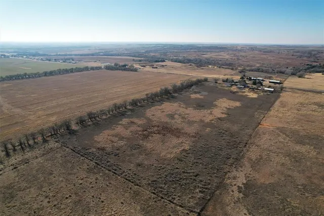 Photo 6 — N 1860 Road, Sayre, OK 73662