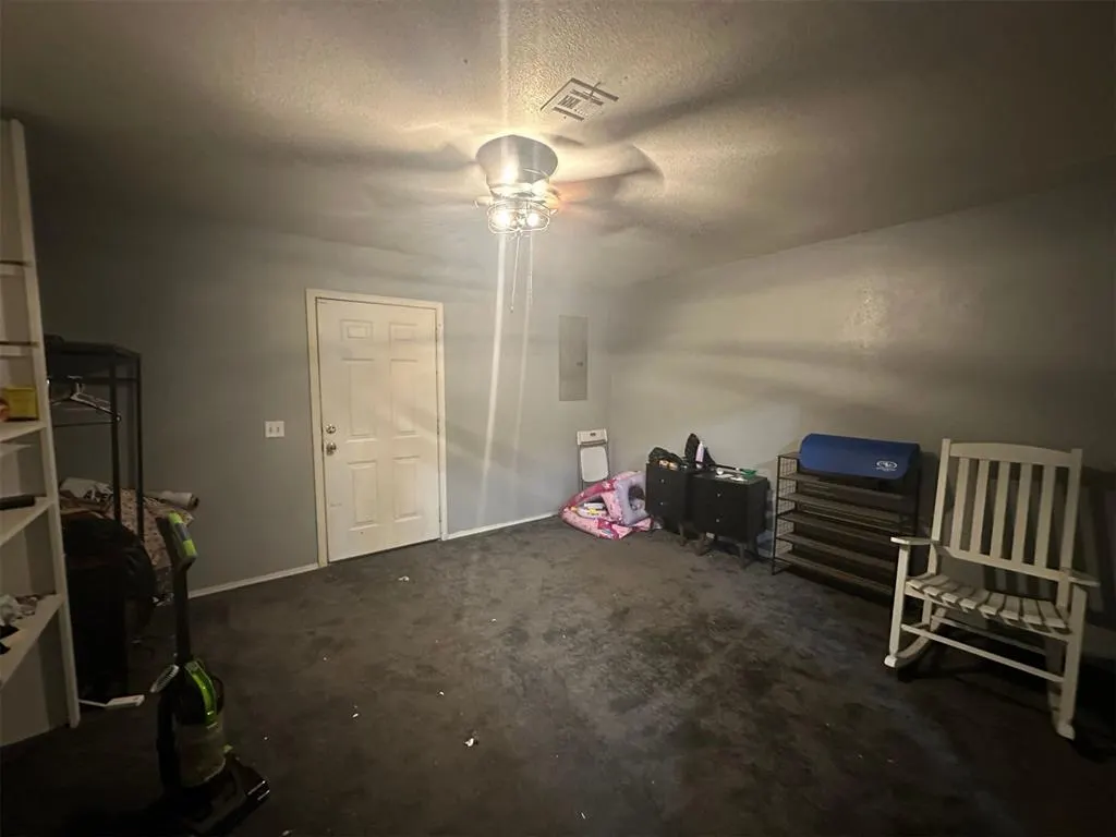 Photo 14 — 802 W Gentry Avenue, Henryetta, OK 74437
