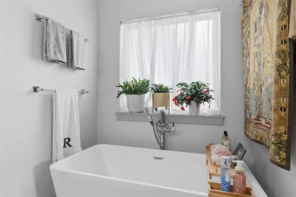 Photo 21 — 348 Saint Claire Drive, Edmond, OK 73025