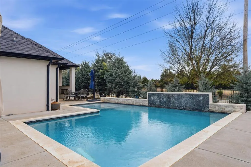 Photo 37 — 348 Saint Claire Drive, Edmond, OK 73025