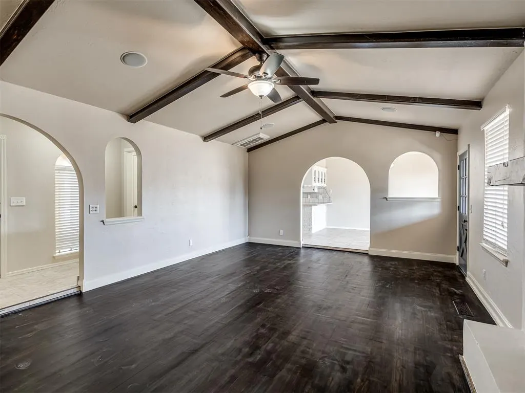 Photo 4 — 9908 S Youngs Lane, Oklahoma City, OK 73159
