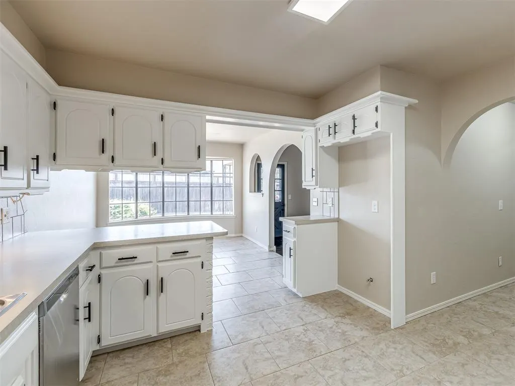 Photo 11 — 9908 S Youngs Lane, Oklahoma City, OK 73159