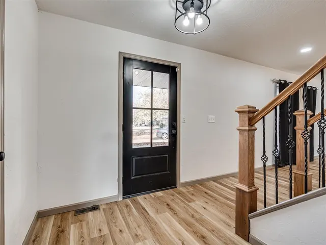 Photo 6 — 807 Amity Lane, El Reno, OK 73036