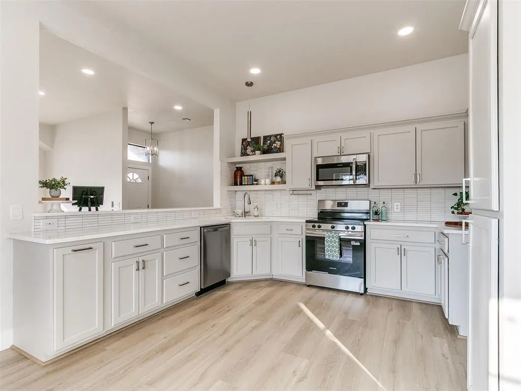 Photo 14 — 8708 Lilly Lane, Oklahoma City, OK 73135