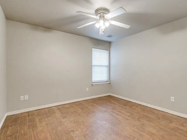 Photo 12 — 2632 SE 7th Street, Moore, OK 73160