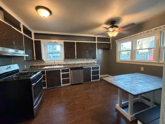 Photo 10 — 605 S Reno Avenue, El Reno, OK 73036