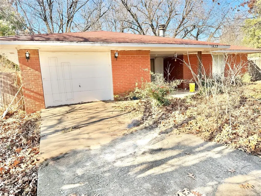 Photo 2 — 1422 Leona Mitchell Boulevard, Enid, OK 73701