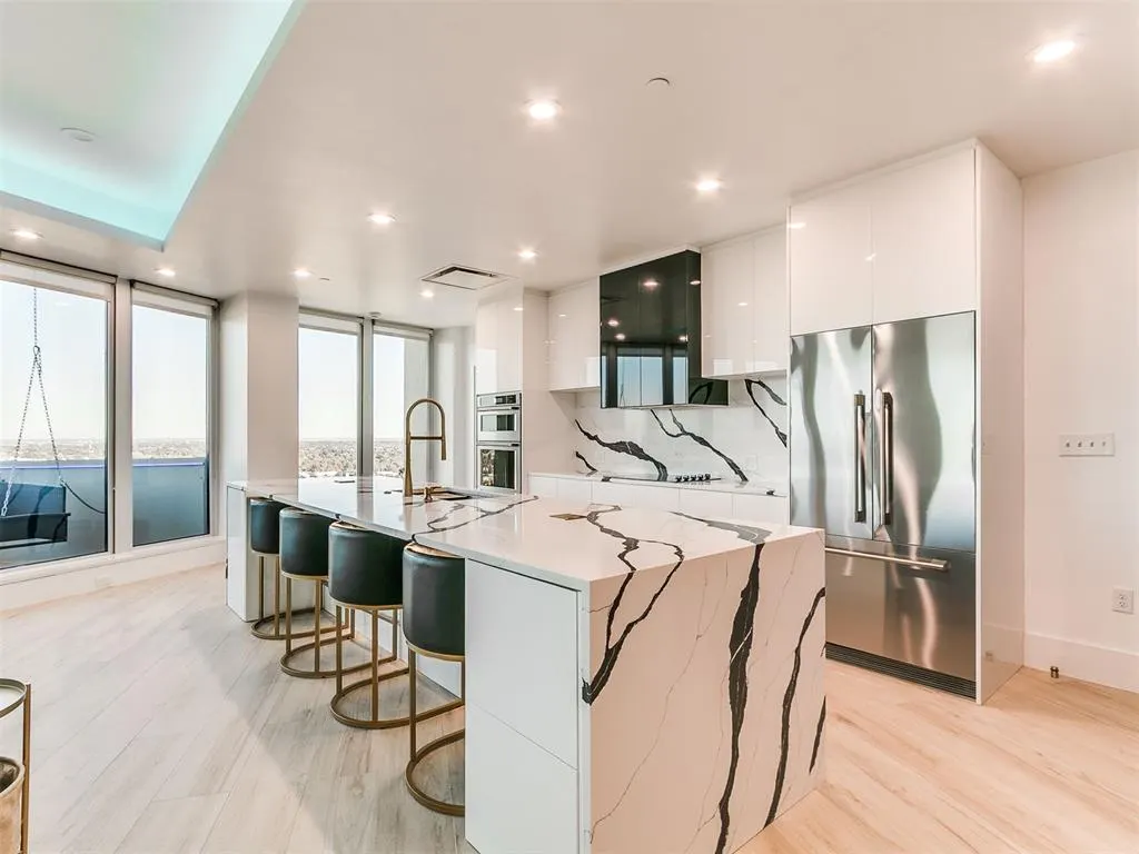 Photo 6 — 5900 Mosteller Drive 164, Oklahoma City, OK 73112