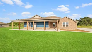 Sold home at 214 Olde Mill Court