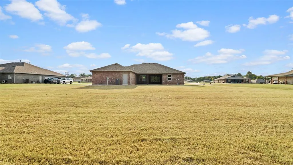 Photo 47 — 214 Olde Mill Court, Jones, OK 73049